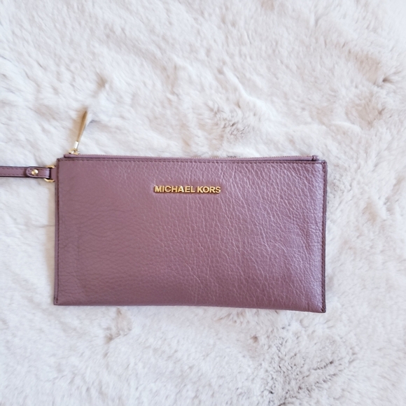 MICHAEL Michael Kors Handbags - Michael Michael Kors Large Zip Jet Set Wristlet Clutch Pebbled Leather Pink